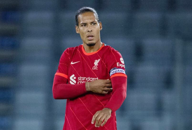 Virgil Van Dijk đội trưởng mẫu mực hậu vệ tuyệt vời. Virgil Van Dijk đội trưởng mẫu mực hậu vệ tuyệt vời.