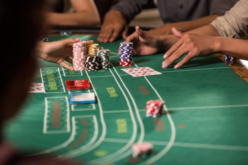 Sicbo là một game đổi thưởng khá hút khách trên các casino trực tuyến. Sicbo là một game đổi thưởng khá hút khách trên các casino trực tuyến.